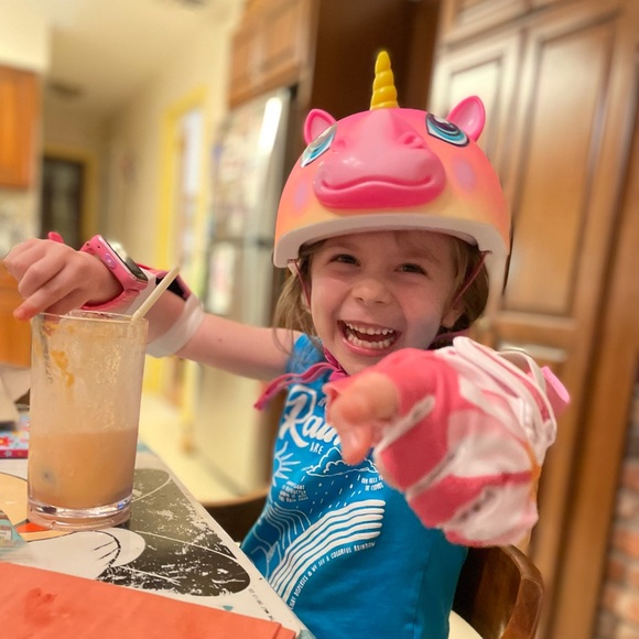 Meet your Posher, Sayrah - Picture 2 of 4